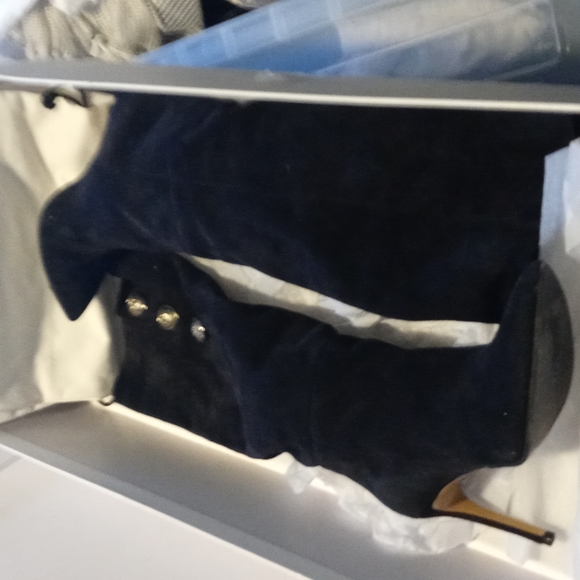 Balmain. 95mm Jane slouchy suede boot heel - Picture 3 of 6